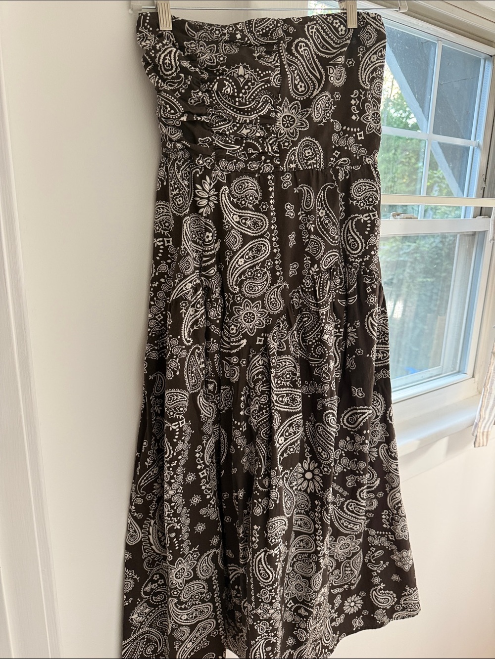 Women’s size small strapless sun dress